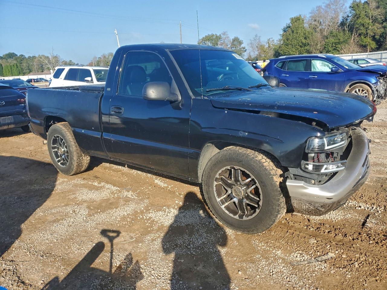 Chevrolet Silverado C1500 Image 4