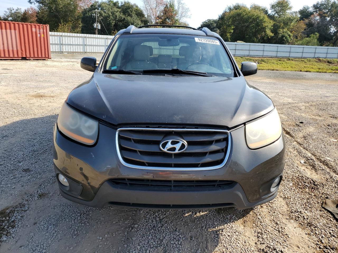 Hyundai SANTA FE Limited Image 9