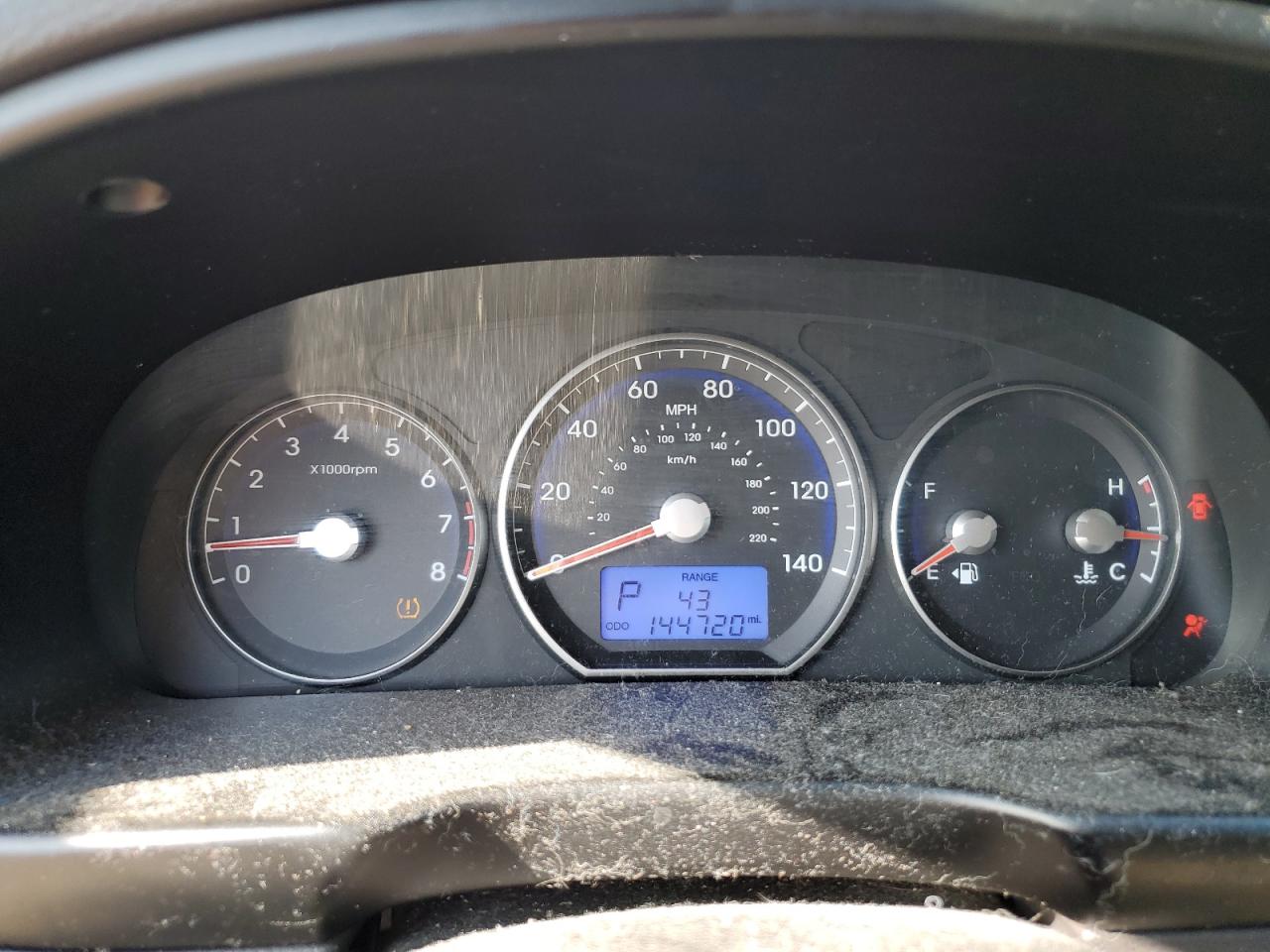 Hyundai SANTA FE Limited Image 8