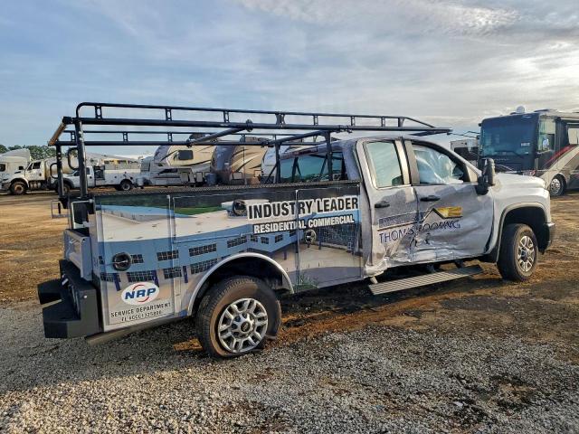 Chevrolet Silverado C2500 Heavy Duty Image 11