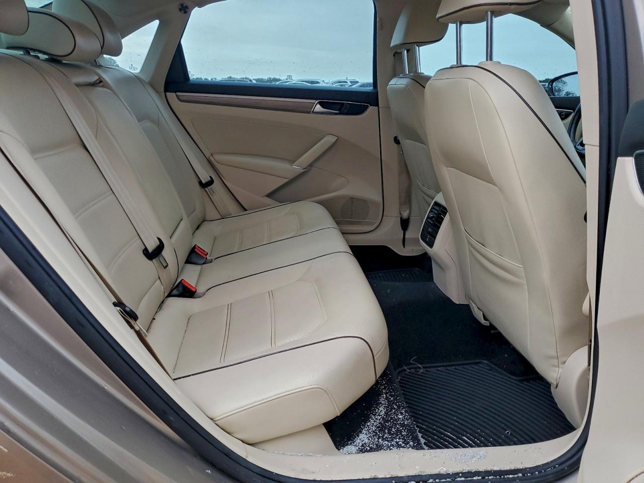 Volkswagen Passat Se Image 6