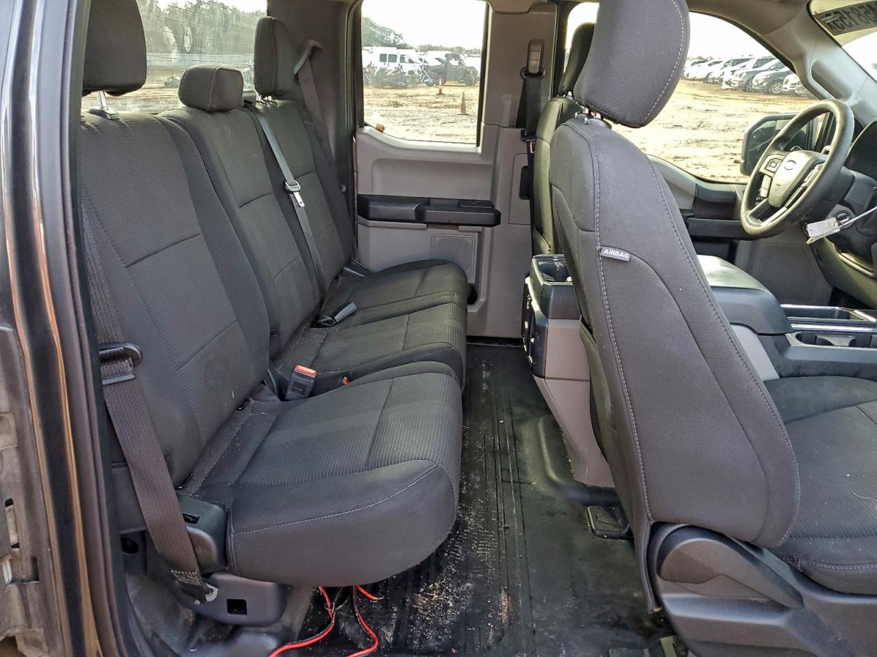 Ford F-150 Super Cab Image 7