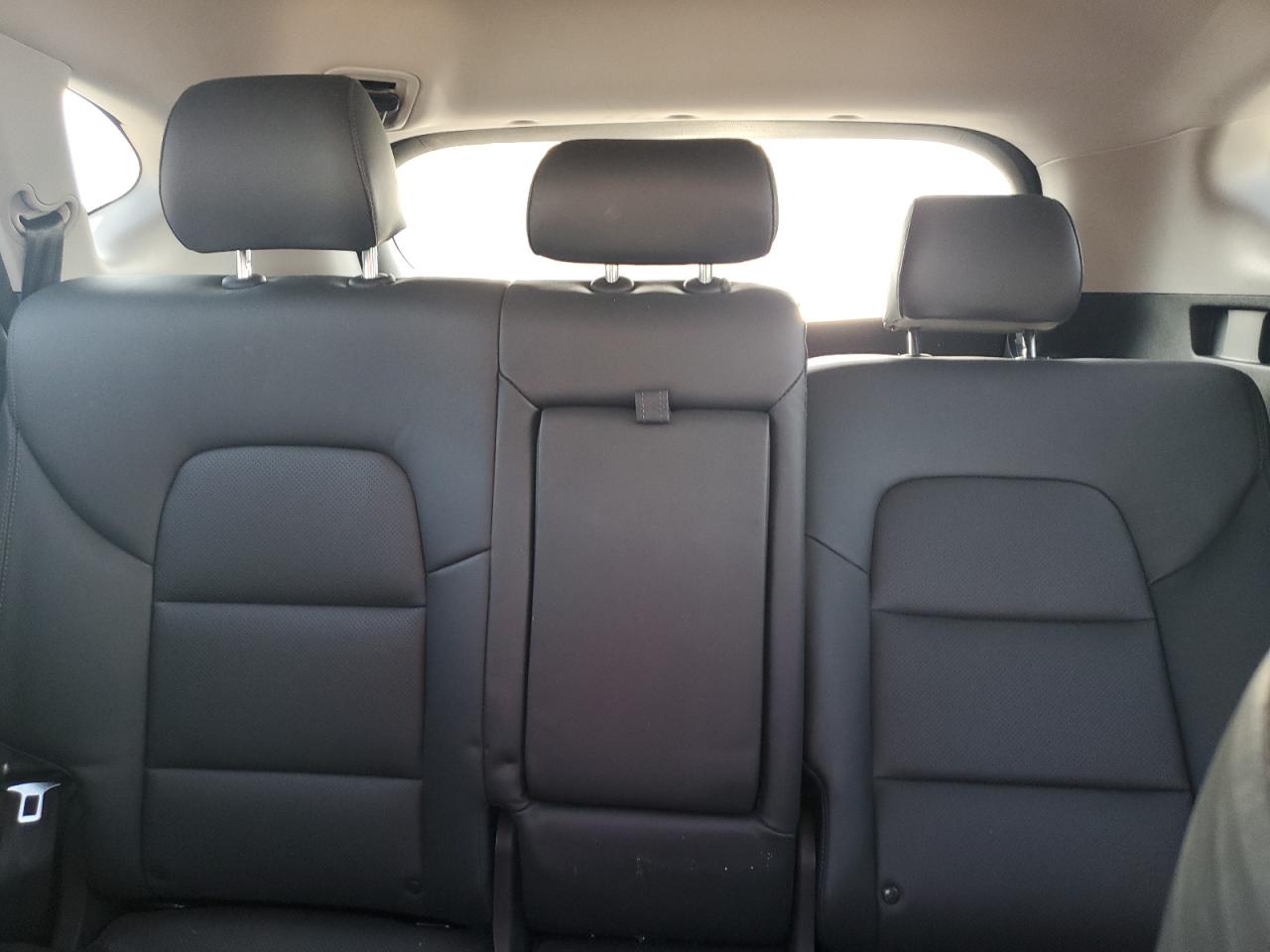 Hyundai TUCSON Limited Image 13