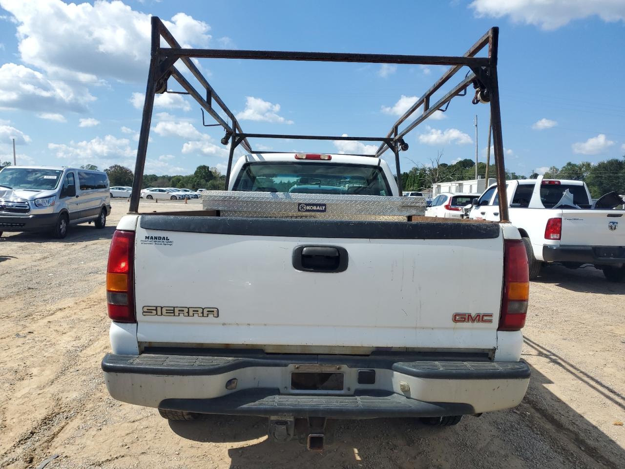 GMC Sierra C2500 Heavy Duty Image 12