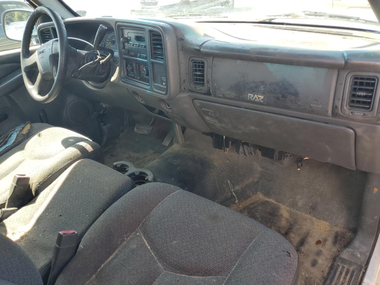 GMC Sierra C2500 Heavy Duty Image 8