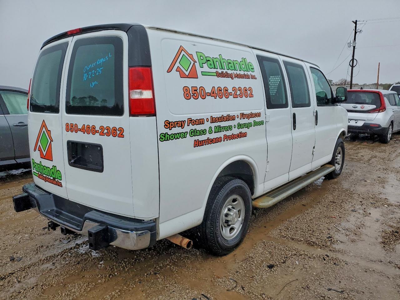 Chevrolet Express Image 4