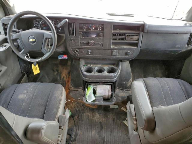 Chevrolet Express Image 7