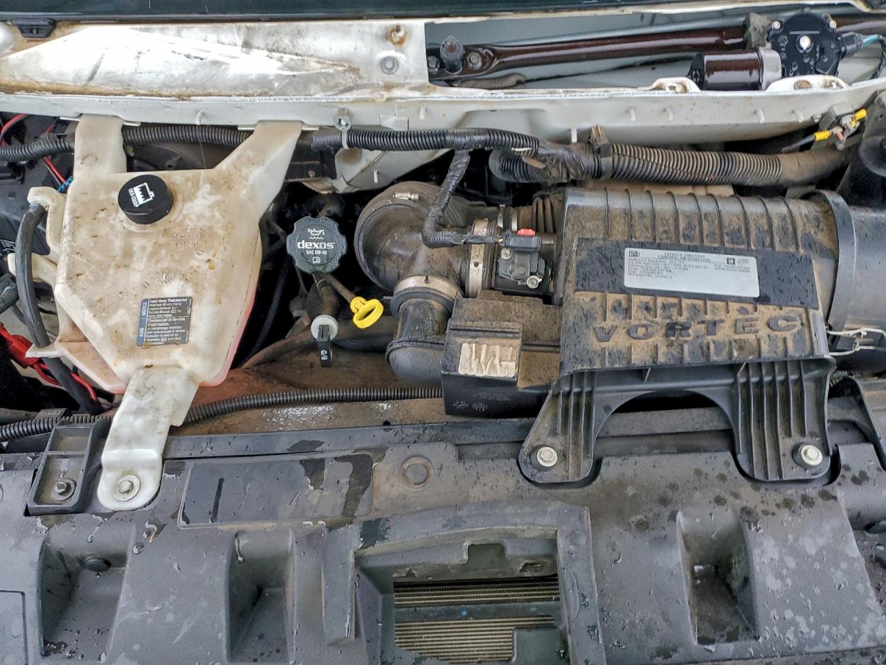 Chevrolet Express Image 8