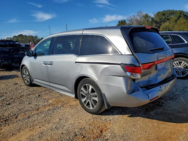 Honda Odyssey Touring Image 2
