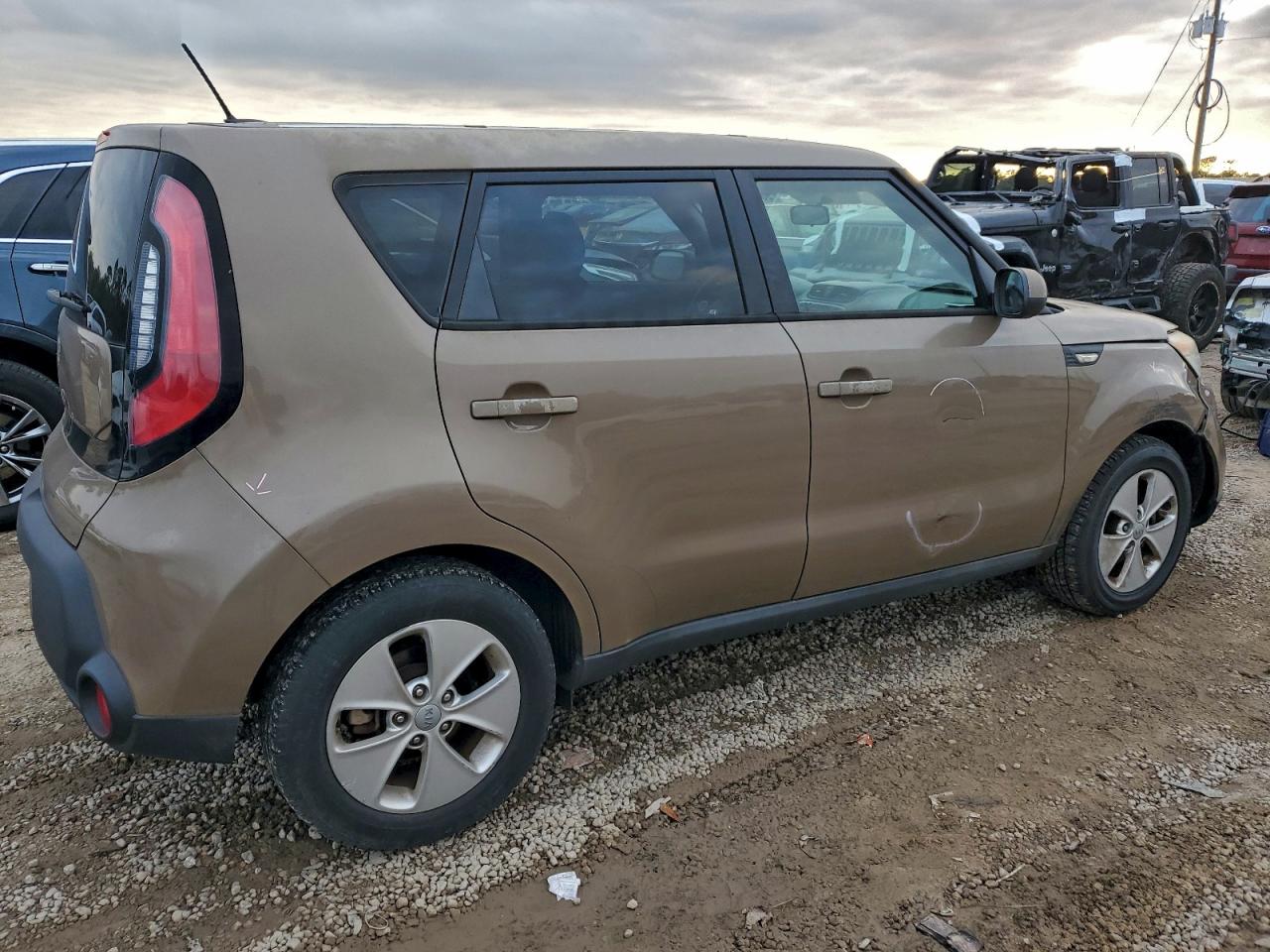 Kia Soul Image 3