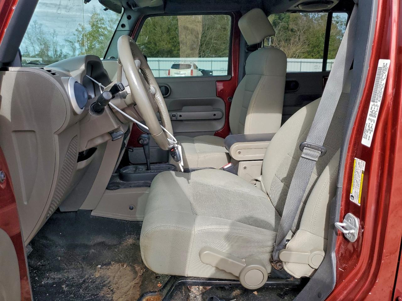 Jeep Wrangler Sahara Image 10