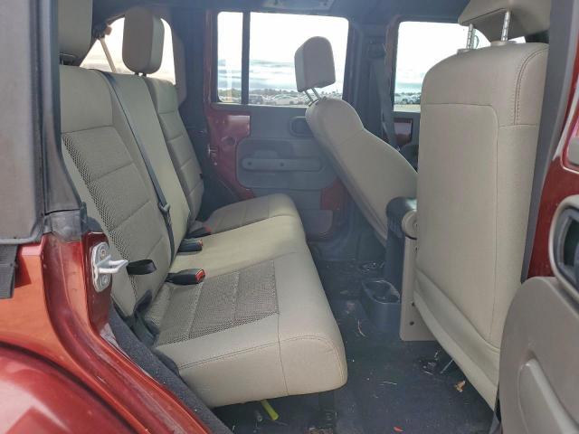 Jeep Wrangler Sahara Image 8