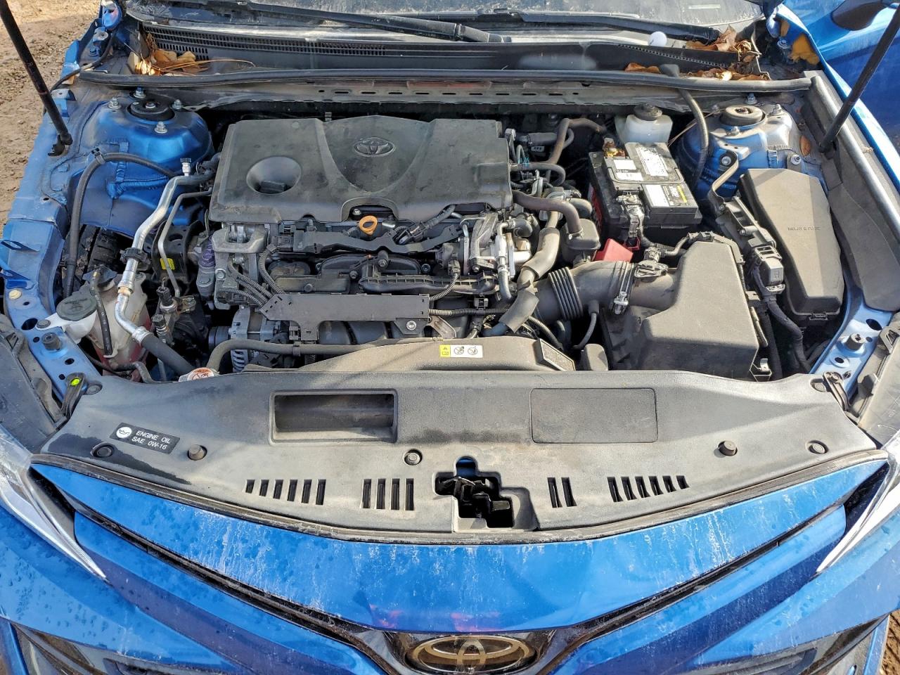 Toyota Camry L Image 12