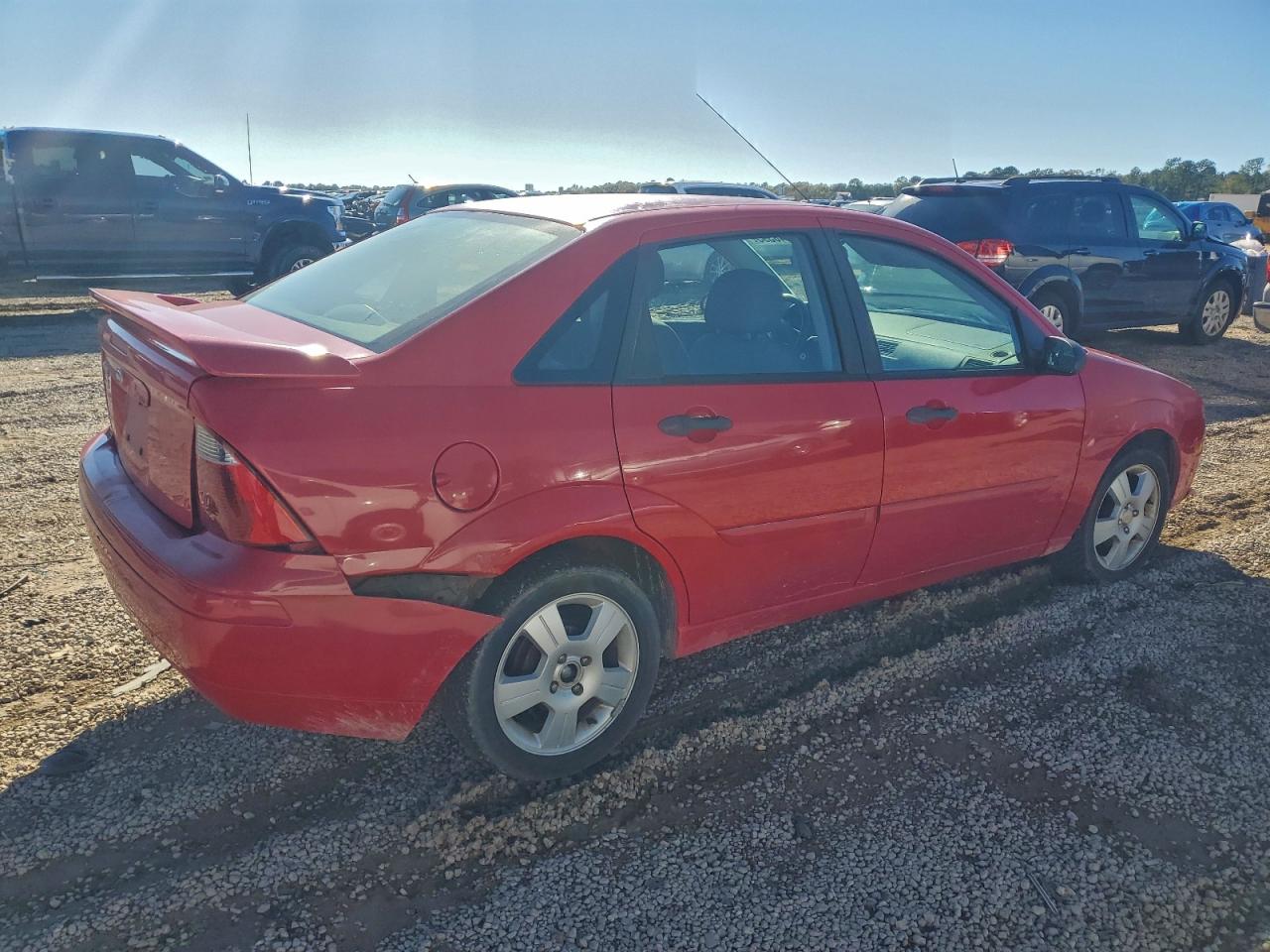 Ford Focus Zx4 Image 8