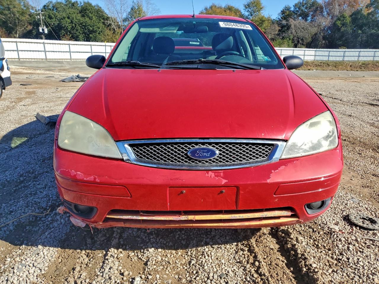 Ford Focus Zx4 Image 3