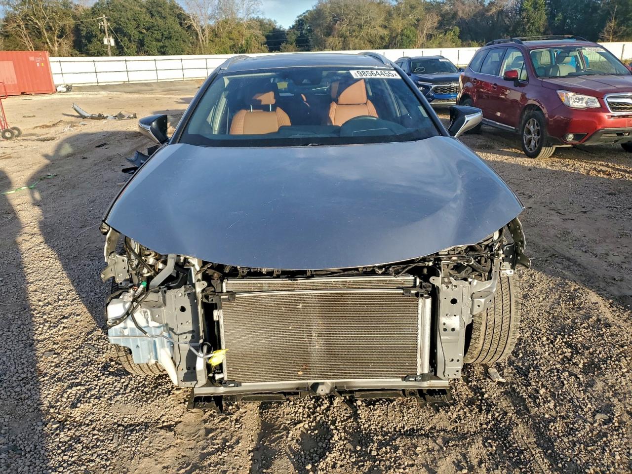 Lexus Ux 200 Image 9