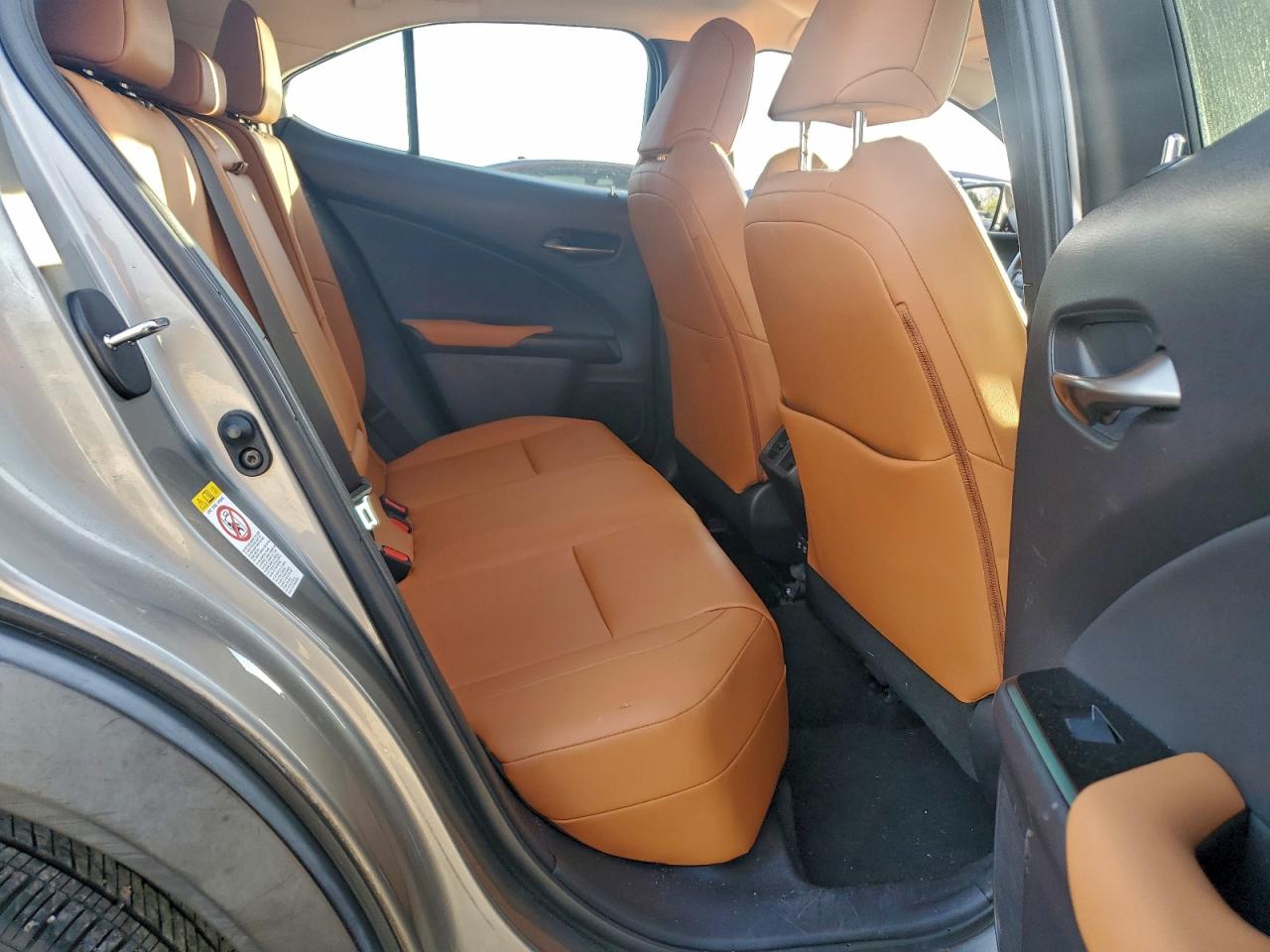 Lexus Ux 200 Image 5