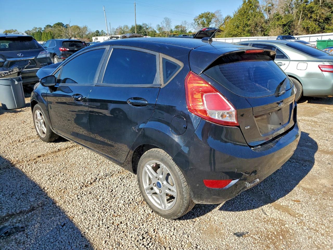 Ford Fiesta Se Image 11