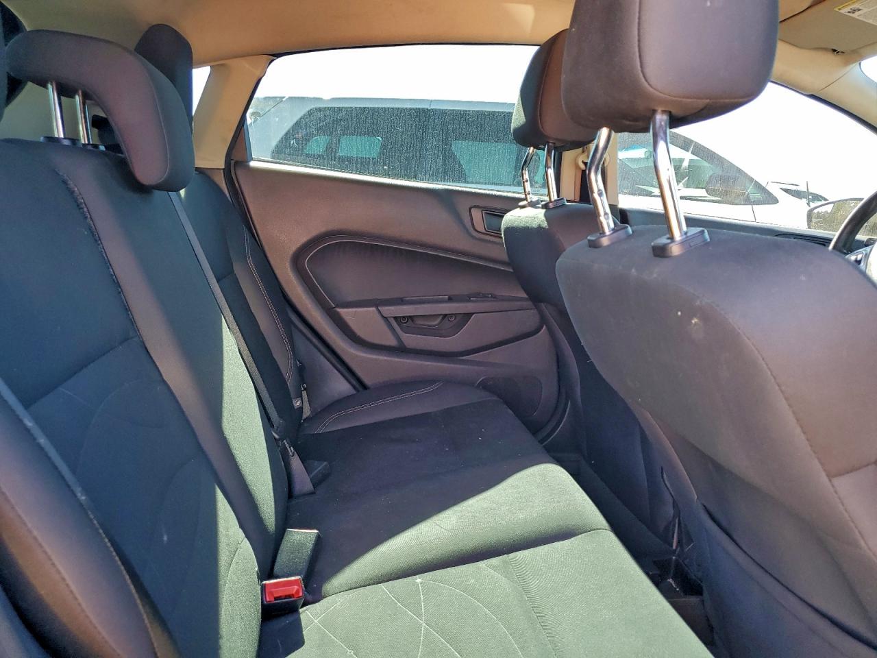 Ford Fiesta Se Image 6