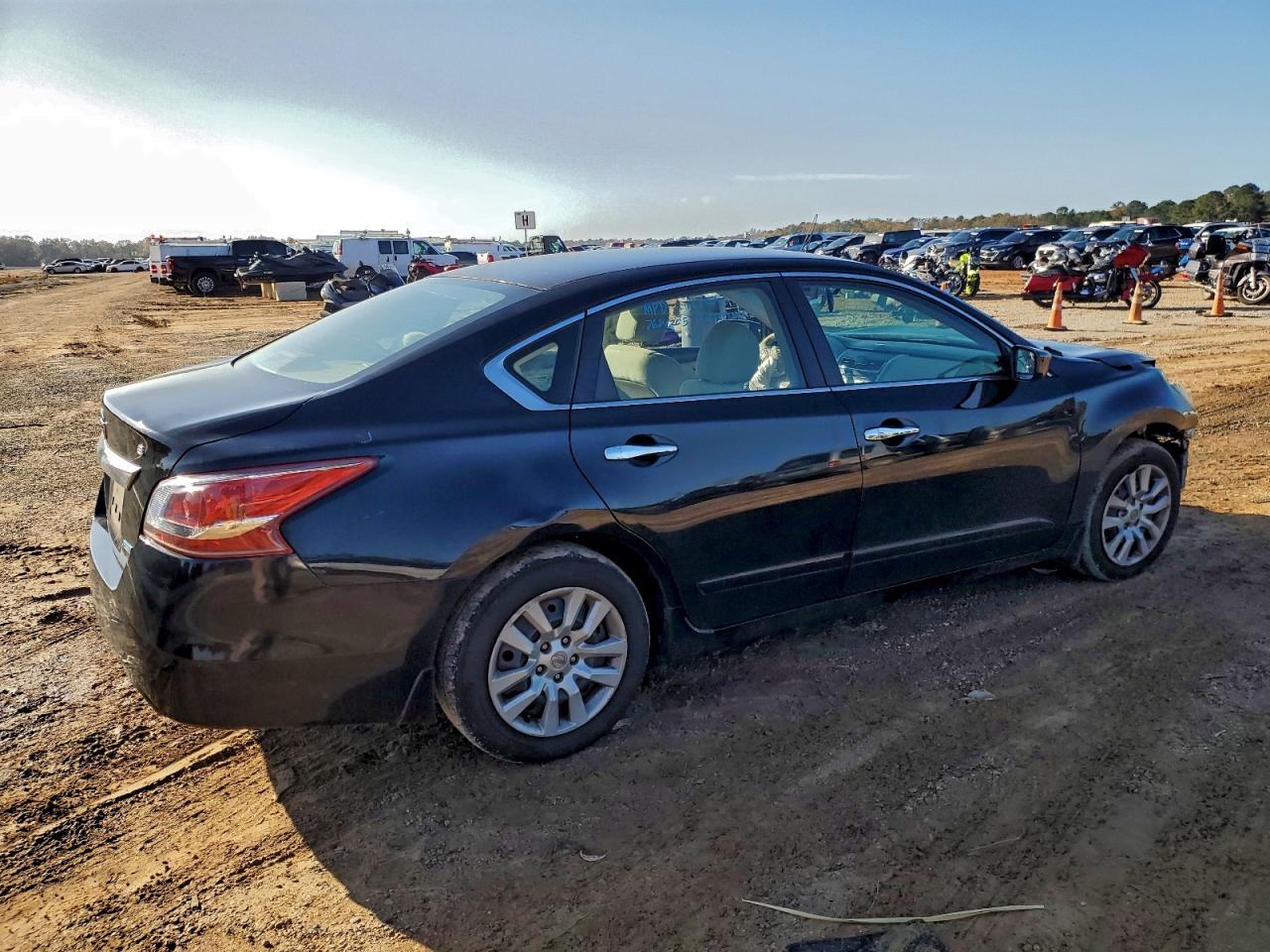 Nissan Altima 2.5 Image 3