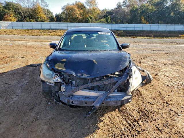 Nissan Altima 2.5 Image 11