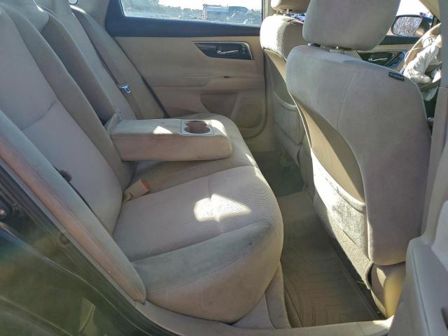 Nissan Altima 2.5 Image 6