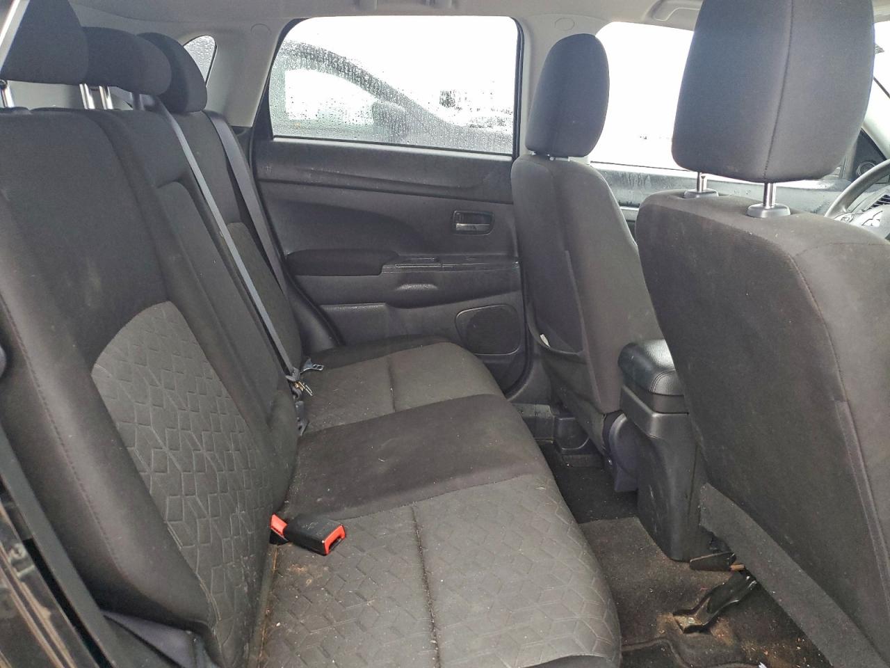 Mitsubishi Outlander Es Image 11