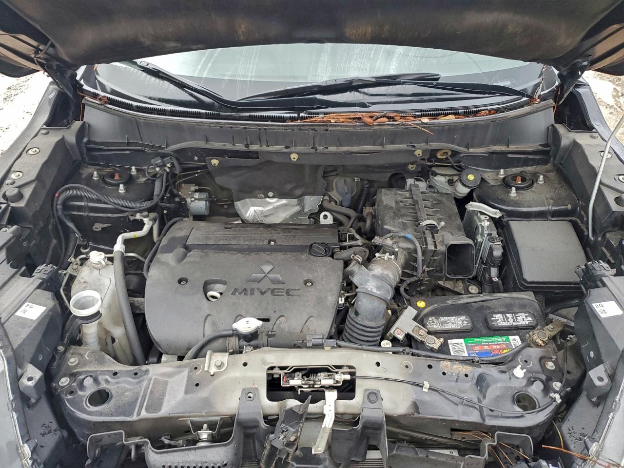 Mitsubishi Outlander Es Image 12