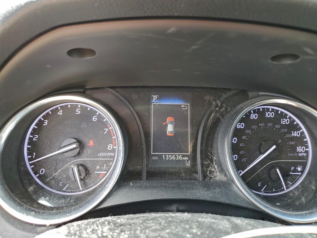 Toyota Camry L Image 7