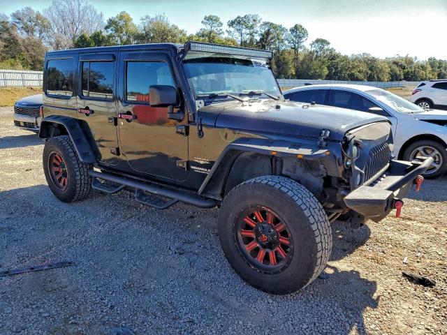 Jeep Wrangler Sahara Image 10