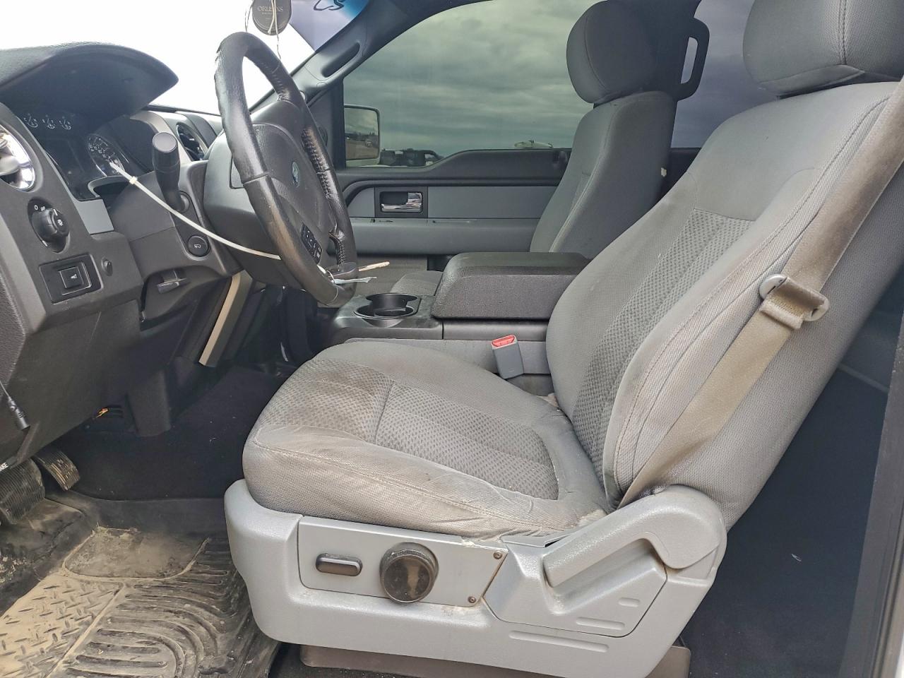 Ford F-150 Supercrew Image 3