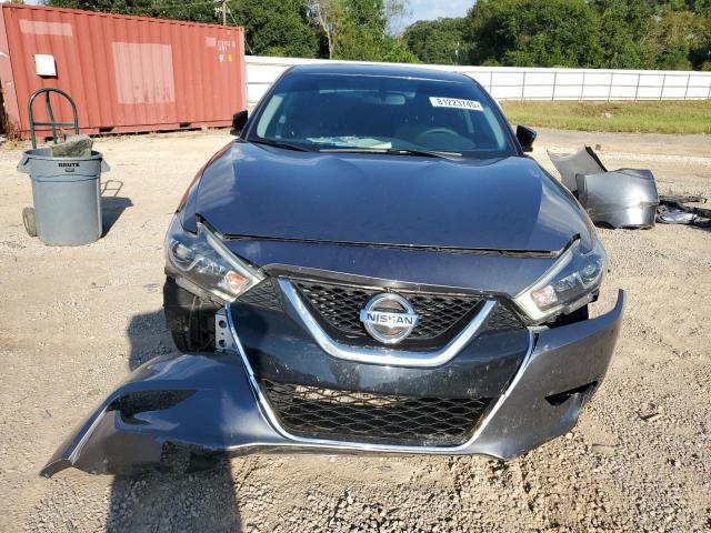 Nissan Maxima 3.5s Image 12