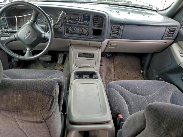 GMC Yukon C1500 Image 4