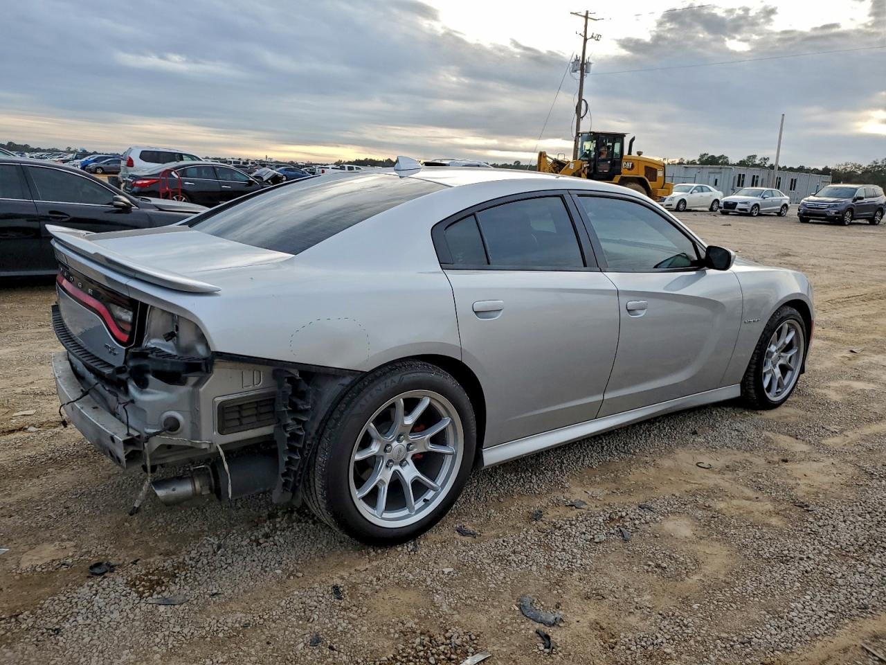 Dodge Charger R/t Image 2