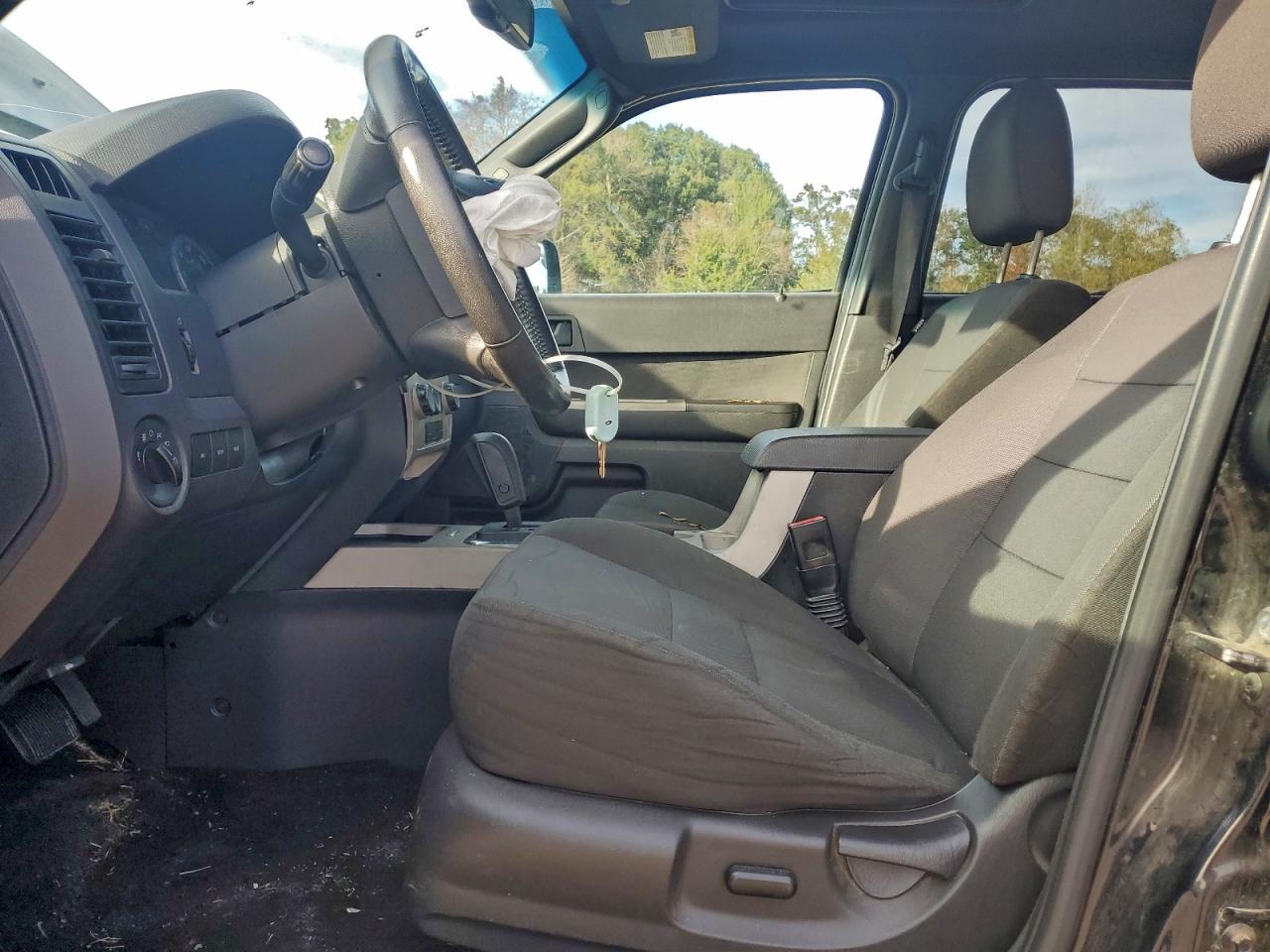 Ford Escape Xlt Image 10