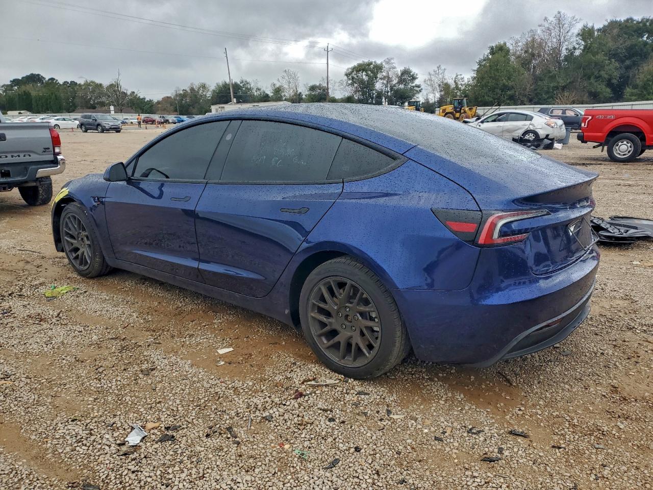 Tesla Model 3 Image 3
