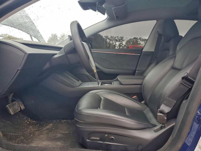 Tesla Model 3 Image 5