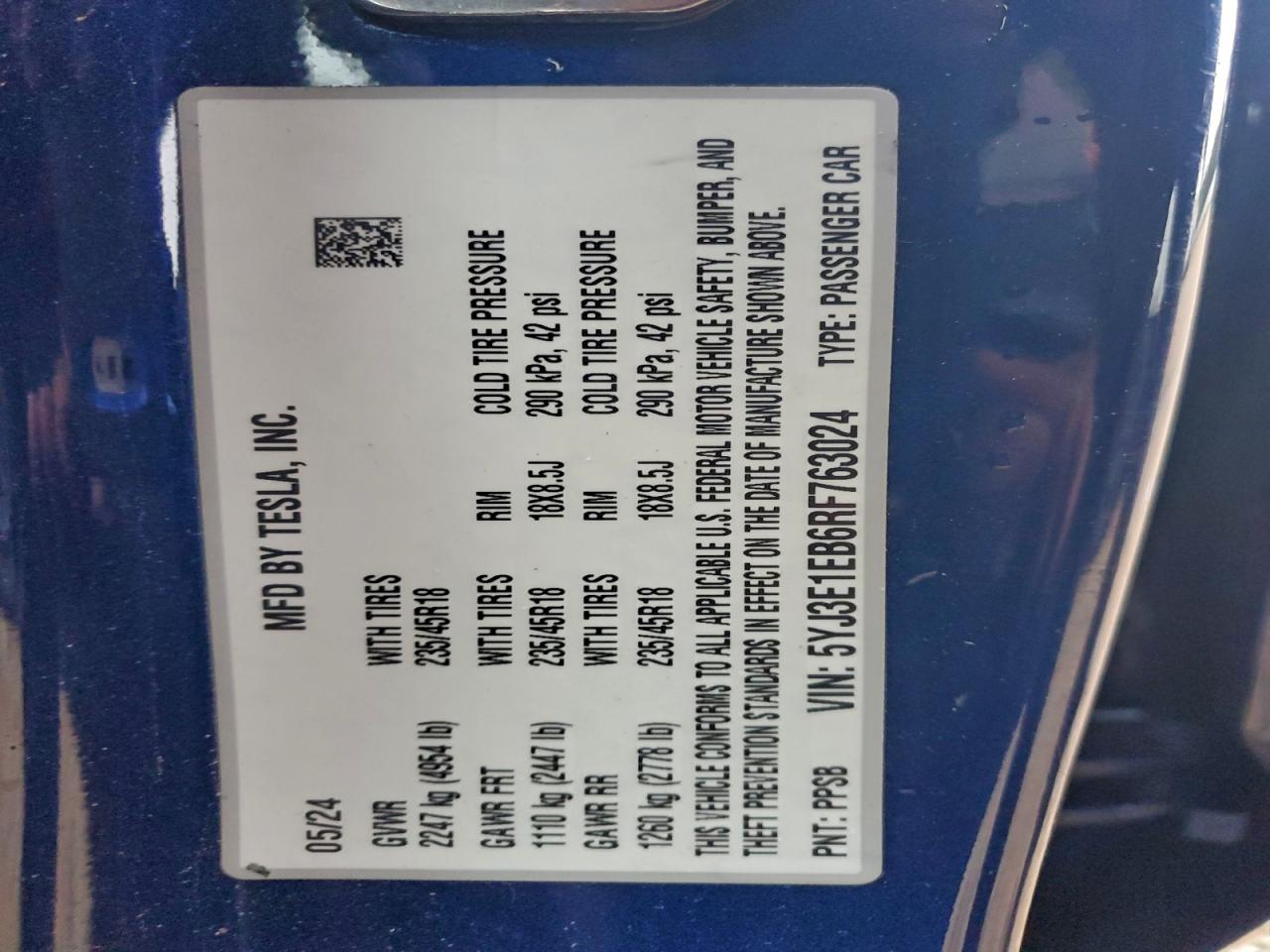 Tesla Model 3 Image 12