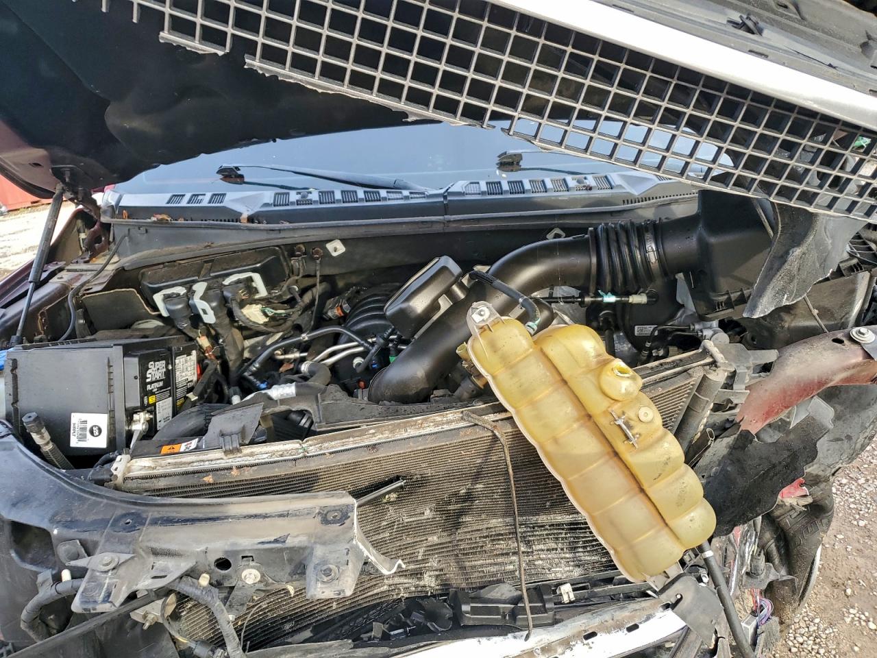 Ford F-150 Supercrew Image 10