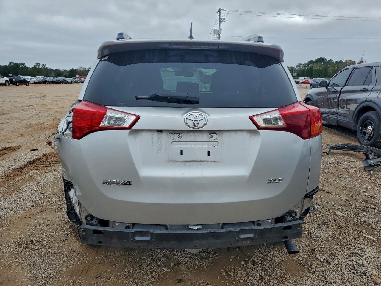 Toyota RAV4 Xle Image 4