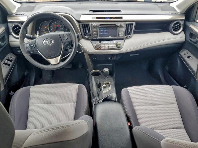 Toyota RAV4 Xle Image 5