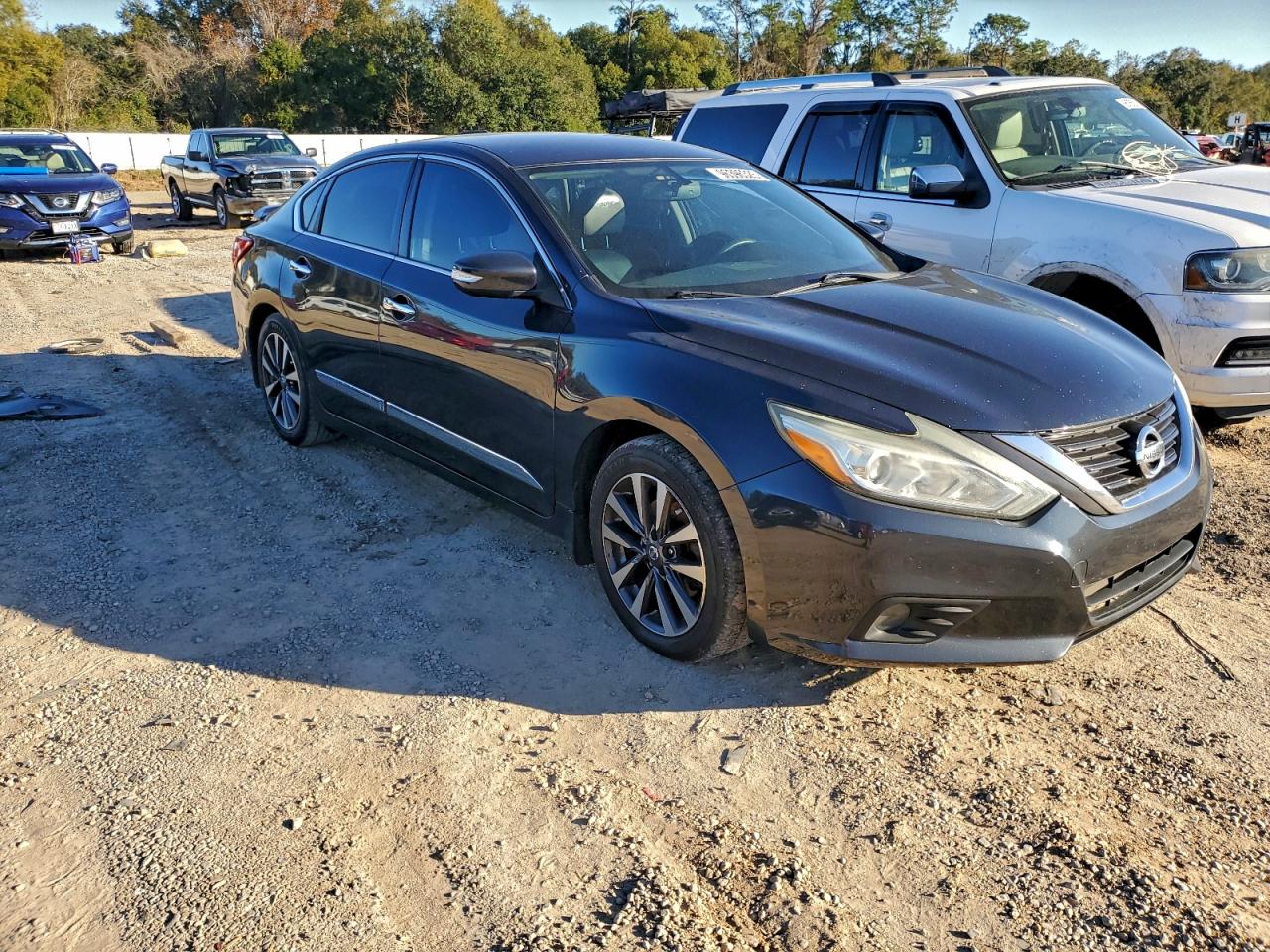 Nissan Altima 2.5 Image 6