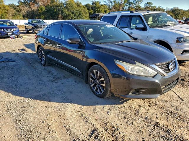 Nissan Altima 2.5 Image 6