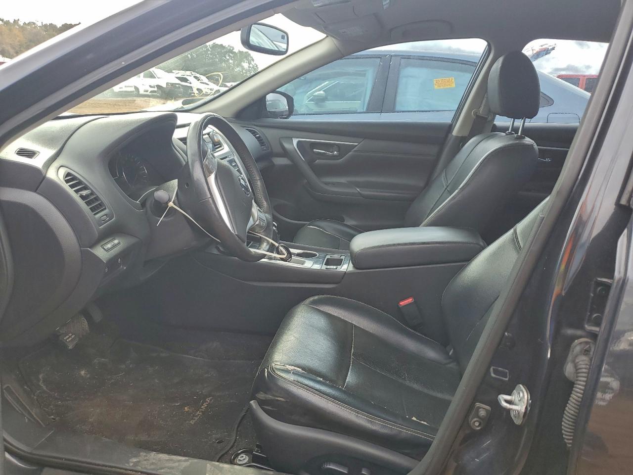 Nissan Altima 2.5 Image 5