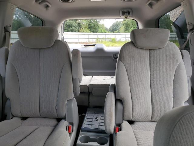 Kia Sedona Ex Image 10