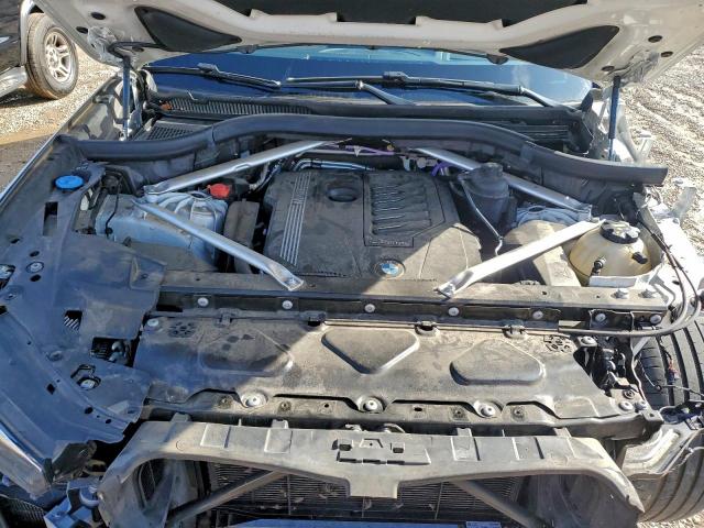 BMW X Series Sdrive 40i Image 3