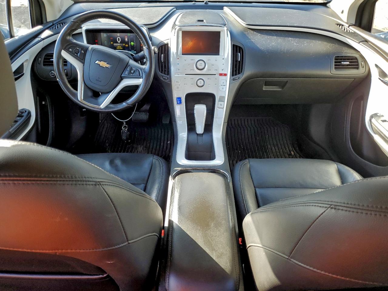 Chevrolet Volt Image 12