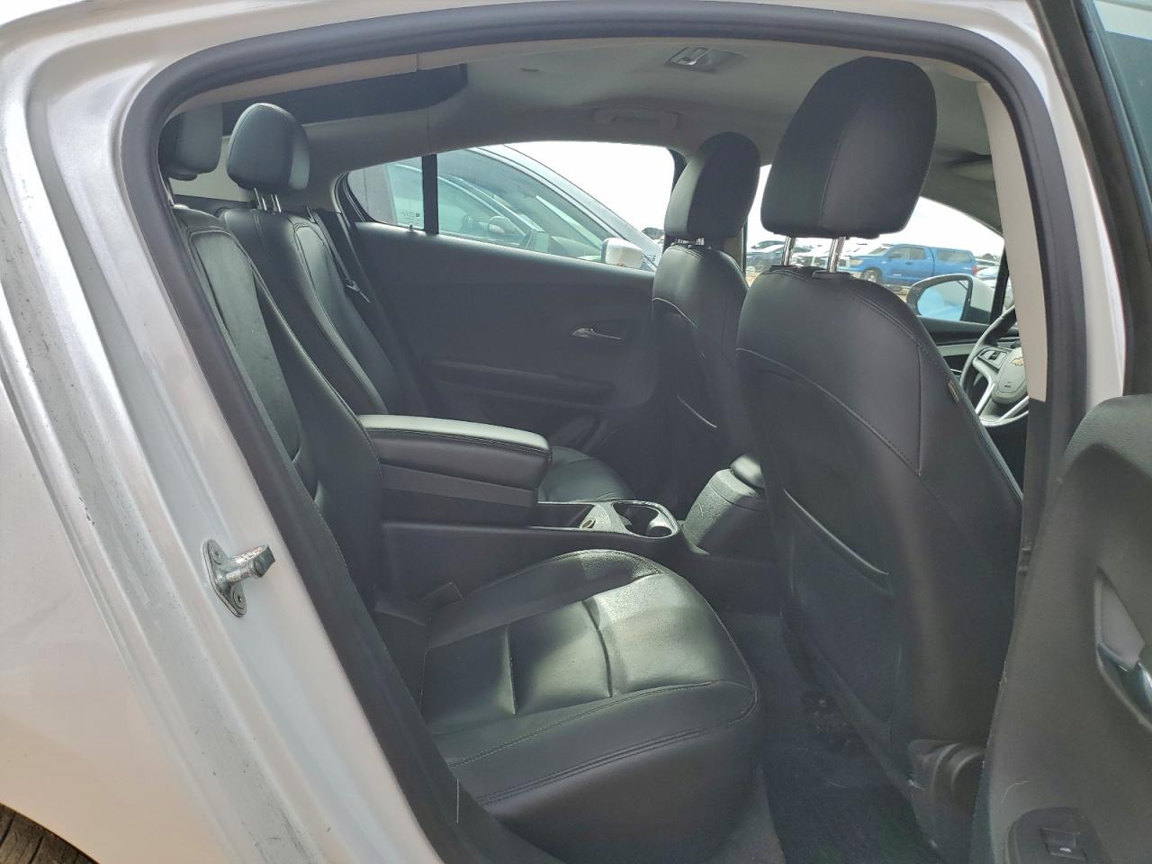 Chevrolet Volt Image 6