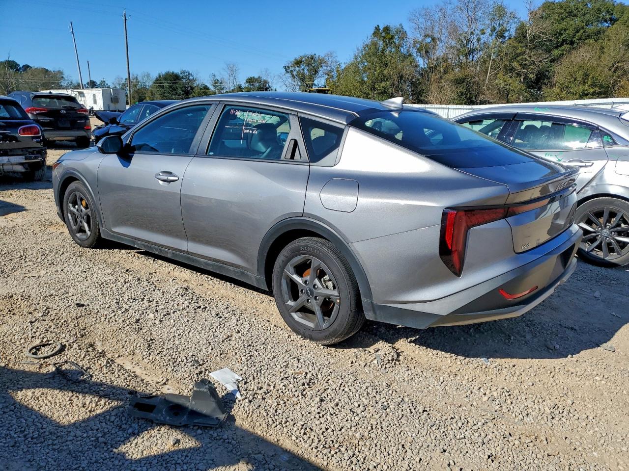 Kia K4 Lx Lx Image 4