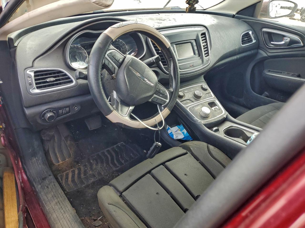 Chrysler 200 Lx Image 6